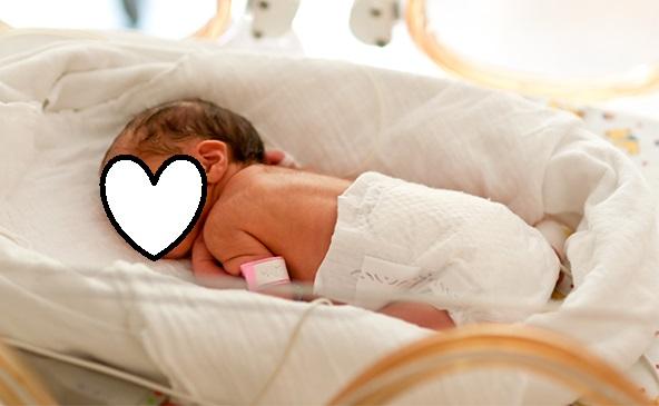 "Ninho" de toalha: improviso pode ser solução para bebês prematuros